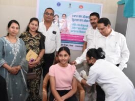 राजनांदगांव: एचपीवी टीकाकरण के शुभारंभ दिवस पर कुल 23 किशोरी बालिकाओं को लगाया गया एचपीव्ही का टीका…