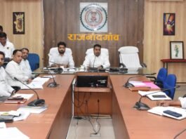 राजनांदगांव: कलेक्टर के निर्देश पर अपर कलेक्टर ने की पीएम सूर्याघर मुफ्त बिजली योजना की समीक्षा…