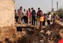 राजनांदगांव: वार्ड निरीक्षण के लिए महापौर सुबह पहुचे दुर्गा चौक हीरामोती लाईन,पानी की समस्या के समाधान हेतु दिये निर्देश…