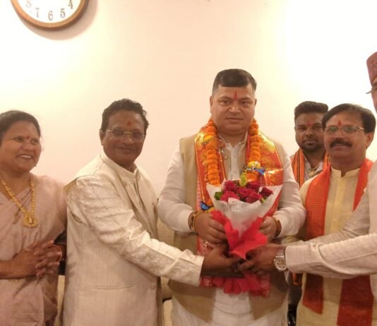 राजनांदगांव: पेट्रोल-डीजल पर एक्साइज ड्यूटी कम करने का स्वागत, घबराने की जरूरत नहीं-डॉ. राजभूषण चौधरी…