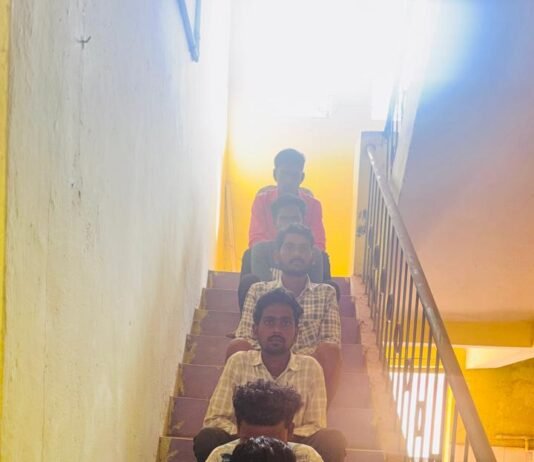 खैरागढ़: होली त्यौहार के मद्देनजर पुलिस टीम केसीजी द्वारा आबकारी एक्ट के तहत असामाजिक व्यक्तियों के विरुद्ध की गई कार्यवाही…