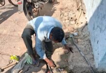 राजनांदगांव: पानी बचाने नगर निगम की कार्यवाही, वार्ड नं. 5 चिखली में अनावश्यक बहते 8 नल कनेक्शन काटे…