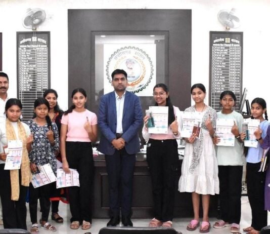 राजनांदगांव जिले में बच्चों ने लगवाई एचपीवी वैक्सीन…