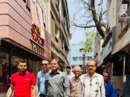 राजनांदगांव: ठेठवार पारा में नाली निर्माण के लिए महापौर ने किया स्थल निरीक्षण…