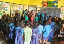 राजनांदगांव: जिले में बाल मित्र कार्यक्रम का आयोजन कर आंगनबाड़ी बच्चों को स्कूल वातावरण से कराया गया परिचय…