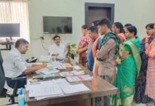 राजनांदगांव : कलेक्टर ने जनदर्शन में गंभीरता से सुनी नागरिकों की समस्याएं…