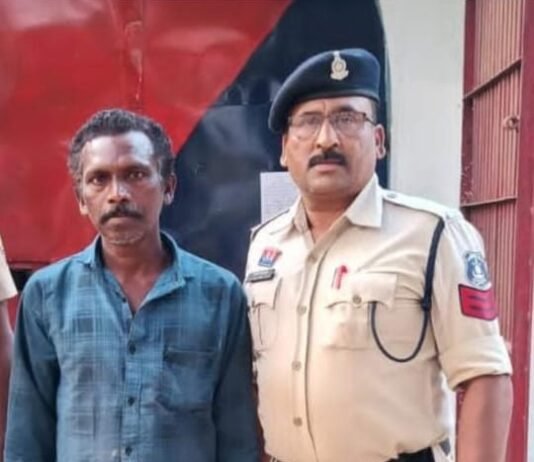 राजनांदगांव: पत्नी को प्रताड़ित कर आत्महत्या के लिए उकसाने वाला पति गिरफ्तार…