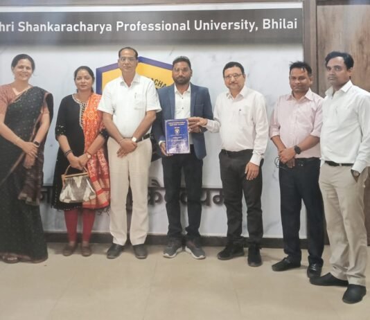 राजनांदगांव: पत्रकार चंदूलाल चंद्राकर पर अमितेश को मिली पीएचडी उपाधि…