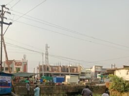 राजनांदगांव: बारिश के पूर्व बडे नाली नाला की सफाई, प्रथम चरण में नाला सफाई पूर्णता की ओर, जे.सी.बी. एवं गैंग द्वारा सफाई जारी…