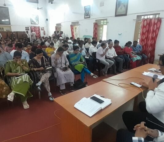 जनगणना 2027 के लिए आयुक्त एवं नगर निगम के अधिकारियो व कर्मचारियो ने सामुहिक रूप से ऑनलाईन जनगणना पोर्टर पर स्वयं भरी अपनी जानकारी…