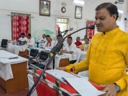 राजनांदगांव: महापौर मधुसूदन यादव ने नगर निगम राजनांदगांव का वित्तीय वर्ष 206-27 का बजट प्रेश किया…