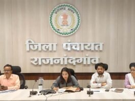 राजनांदगांव: सीईओ जिला पंचायत ने विभिन्न योजनाओं एवं कार्यों की समीक्षा…