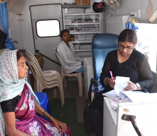 राजनांदगांव : पुष्पकला मेश्राम ने नि:शुल्क ईलाज मिलने पर खुशी जाहिर की…