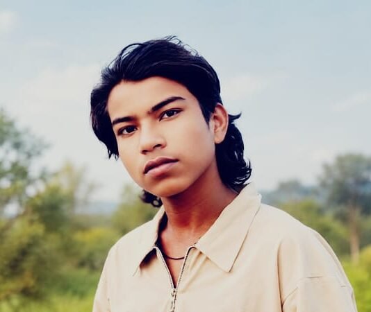 राजनांदगांव मनगटा रिसॉर्ट हादसा: लाइटिंग में करंट दौड़ने से 13 वर्षीय बालक की मौत…