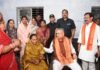 राजनांदगांव: विधानसभा अध्यक्ष ने पद्मश्री फूलबासन यादव से मिलकर कुशलक्षेम जाना…