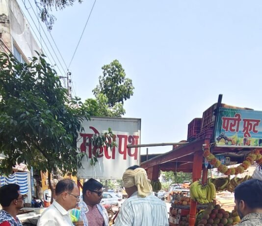 राजनांदगांव: गंज चौक में चला प्रतिबंधित प्लास्टिक के लिये कार्यवाही…
