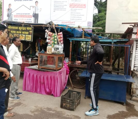 राजनांदगांव: नया बस स्टैण्ड मे प्रतिदिन सफाई करने, निर्धारित समय तक उपस्थित रहकर कार्य करने के दिये निर्देश…