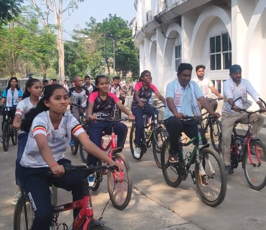 राजनांदगांव: स्वास्थ्य एवं फिटनेस के प्रति जागरुकता लाने फिट इंडिया सडे सायकल रैली का हुआ आयोजन…