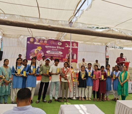 राजनांदगांव: पेन्ड्री हाई स्कूल के 10वीं कक्षा में टॉप 10 विद्यार्थियों का हुआ सम्मान…