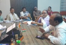 राजनांदगांव: डामरीकरण के लिए महापौर ने ठेकेदारो की ली बैठक…