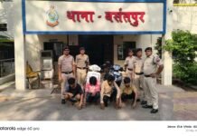 राजनांदगांव: राहगीरों से शराब के लिए पैसे मांगकर मारपीट करने वाले गिरोह पर बसंतपुर पुलिस की बड़ी कार्रवाई, 4 आरोपी गिरफ्तार…