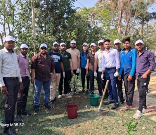 राजनांदगांव: विश्व पर्यावरण दिवस पर उज्जीवन स्मॉल फाइनेंस बैंक ने चलाया वृक्षारोपण एवं स्वच्छता अभियान…
