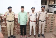 मानपुर पुलिस की बड़ी कार्रवाई: 800 पेटी अवैध अंग्रेजी शराब सहित ट्रक जब्त, चालक गिरफ्तार…