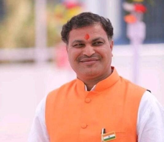 महापौर मधुसदन यादव ने अन्तर्राष्ट्रीय योग दिवस पर स्वस्थ्य रहने योग करने नागरिकों से की अपील…