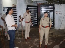 राजनांदगांव में पुलिस की देर रात कॉम्बिंग गश्त, गुंडे-बदमाशों और संदिग्धों की हुई सघन जांच…