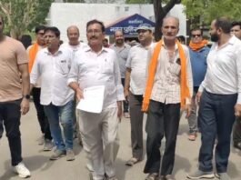 राजनांदगांव: सोशल मीडिया पर आपत्तिजनक टिप्पणियों के खिलाफ स्वर्णकार समाज ने एसपी से की शिकायत…