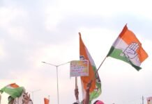 राजनांदगांव: बिजली कटौती और किसानों की समस्याओं को लेकर कांग्रेस का बड़ा आंदोलन, सैकड़ों किसानों ने नेशनल हाईवे किया जाम…