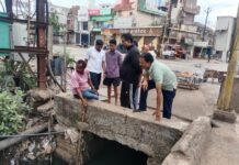 राजनांदगांव: आयुक्त ने नाला सफाई का जायजा लेकर पानी भरान क्षेत्र के नाला नाली की समुचितसफाई करने के दिये निर्देश…