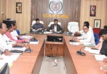 राजनांदगांव: प्रधानमंत्री स्वनिधि योजना के पात्र हितग्राहियों को समयबद्ध तरीके से करें लाभान्वित – कलेक्टर…