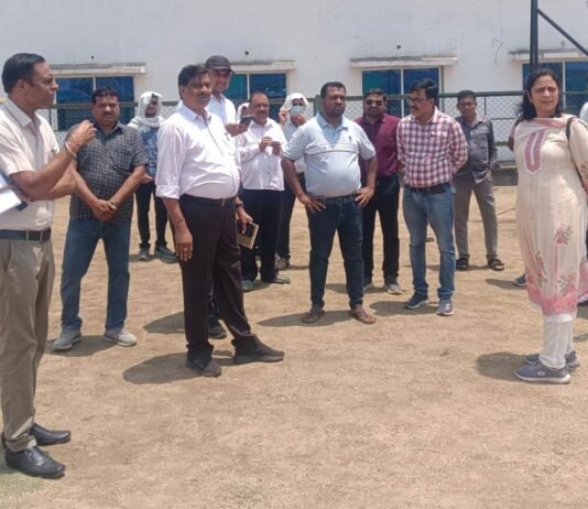 राजनांदगांव: अपर कलेक्टर सीएल मारकण्डेय ने दिग्विजय स्टेडियम में आयोजित जिला स्तरीय अंतर्राष्ट्रीय योग दिवस कार्यक्रम की तैयारियों का लिया जायजा…