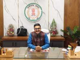 राजनांदगांव: नवपदस्थ सीईओ जिला पंचायत दुर्गा प्रसाद अधिकारी ने कार्यभार ग्रहण किया…