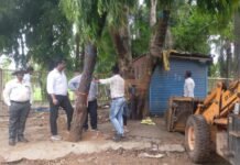 राजनांदगांव: शीतला मंदिर नेहरू उद्यान के पास से हटा अतिक्रमण…