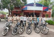 राजनांदगांव: अंतर्राज्यीय बाइक चोर गिरोह का पर्दाफाश, 3 आरोपी गिरफ्तार,6 चोरी की मोटरसाइकिलें बरामद…