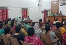 राजनांदगांव: आंगनबाडी कार्यकर्ताओ की बैठक में आयुक्त ने प्रधानमंत्री सूर्य घर मुफ्त बिजली योजना का लाभ लेने की अपील…
