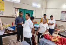 राजनांदगांव: सीएमएचओ ने डोंगरगांव अस्पताल में मरीज की मृत्यु के मामले की जांच की…