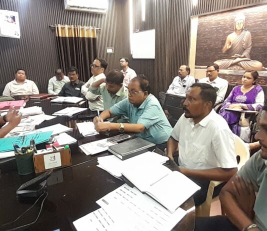 राजनांदगांव: प्रधानमंत्री सूर्य घर मुफ्त बिजली योजना के लिए आयुक्त ने ली बैठक…