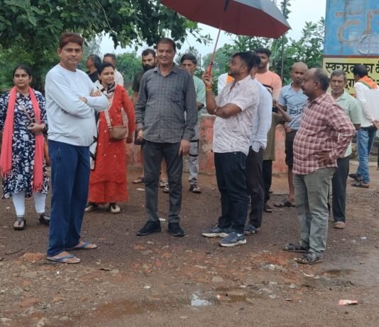 राजनांदगांव: कन्हारपुरी मंे सुविधा विस्तार के लिए महापौर ने किया स्थल निरीक्षण…
