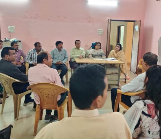 राजनांदगांव: राज्य एड्स नियंत्रण समिति के संयुक्त निदेशक डॉ. भाग्यश्री वर्मा की उपस्थिति में जिला एचआईव्ही एड्स नियंत्रण समिति की बैठक संपन्न…
