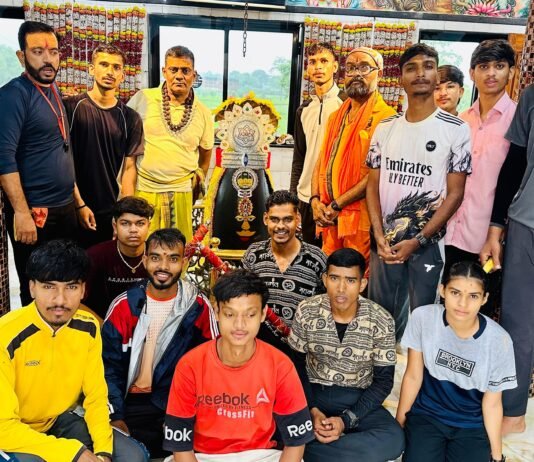 राजनांदगांव: सावन के प्रथम दिन निकली डाक कांवड़ यात्रा, सिंघोला महाकाल धाम में हुआ जलाभिषेक…