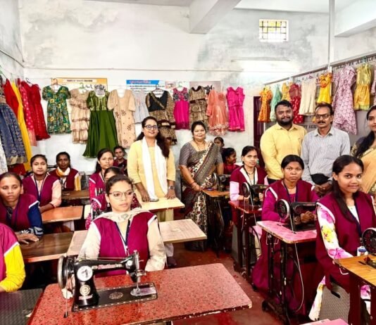 कौशल विकास से आत्मनिर्भर बनेंगे युवा और महिलाएं : कलेक्टर तुलिका प्रजापति…