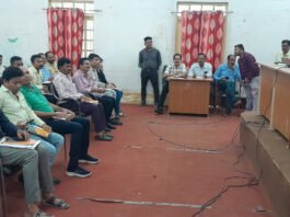 राजनांदगांव: राजस्व विभाग की समीक्षा बैठक में एक सप्ताह में अच्छी वसूली के लिए आयुक्त ने राजस्व प्रभारियो को दी बधाई…