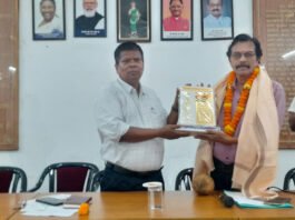 राजनांदगांव: राजकुमार हरिहारनो को सेवानिवृत्त होने पर दी गई बिदाई…