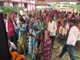 राजनांदगांव: परसाही स्कूल परिसर में टीन शेड निर्माण का भूमिपूजन, विधायक हर्षिता स्वामी बघेल ने कहा—विद्यार्थियों और ग्रामीणों को मिलेगी सुविधा…