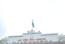राजनांदगांव: नगर निगम में आयोजित स्वतंत्रता दिवस समारोह में महापौर द्वारा ध्वजारोहण, गौरव स्थल मे की गयी पुष्पांजलि…