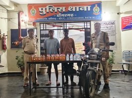 राजनांदगांव: डोंगरगढ़ में अवैध शराब परिवहन पर पुलिस की कार्रवाई, 2 आरोपी गिरफ्तार…