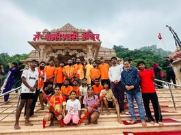 राजनांदगांव: 48 किलोमीटर की डाक कांवड़ यात्रा लेकर मां बम्लेश्वरी मंदिर पहुंची जीवनदान सेवा संस्था की टीम…